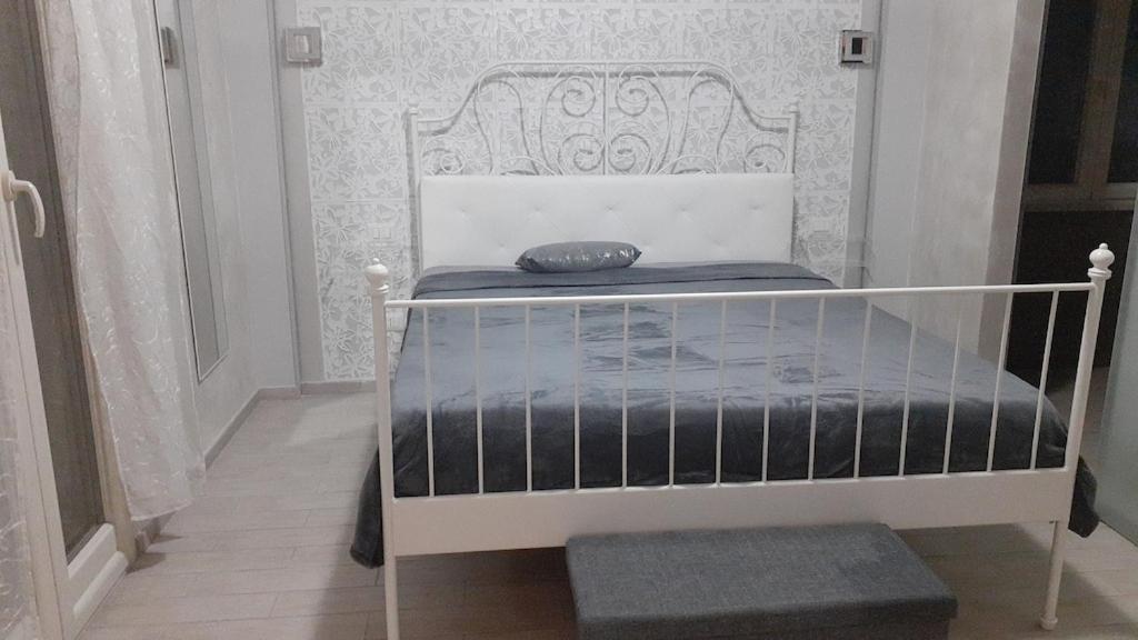 Rosilienza Suites Private Spa, Patio Garden Free Trasfer To & From Airport Fiumicino Exterior foto