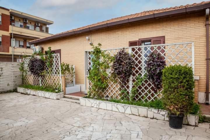 Rosilienza Suites Private Spa, Patio Garden Free Trasfer To & From Airport Fiumicino Exterior foto